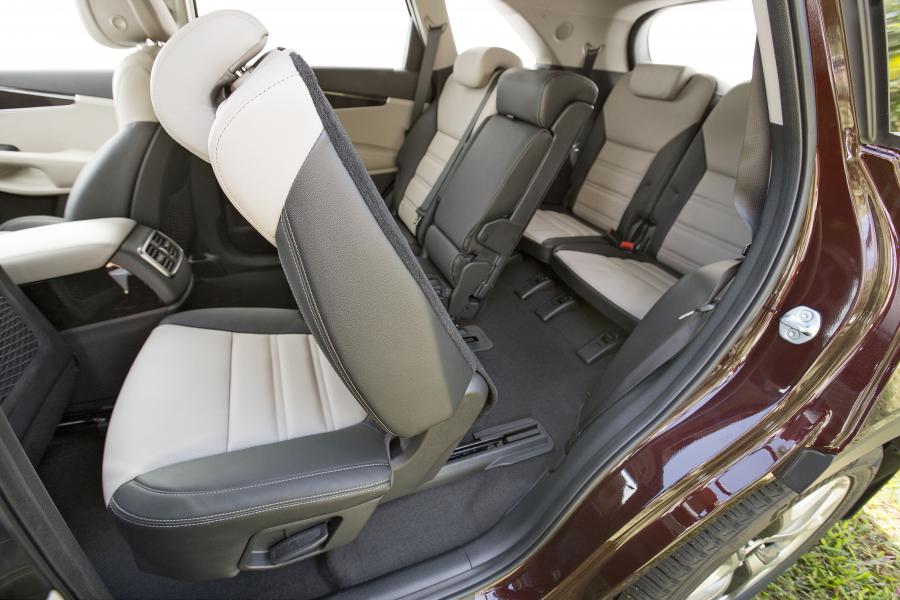  Kia Sorento 2015 года  (AU) (фото 14 из 24)
